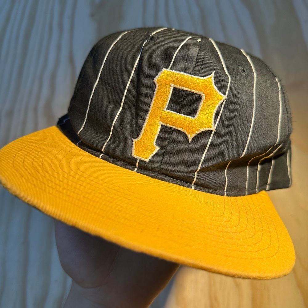 Vintage Starter Pittsburgh Pirates Pinstripe Snapback Hat MLB Black Yellow OSFM